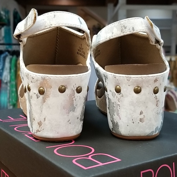 NIB Corky's Carley White Metallic Cork Wedge - Picture 3 of 4